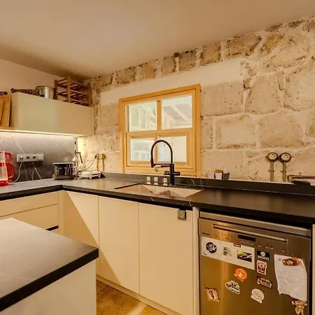 The Magic Of The Stone House, A Peaceful Escape Izmir